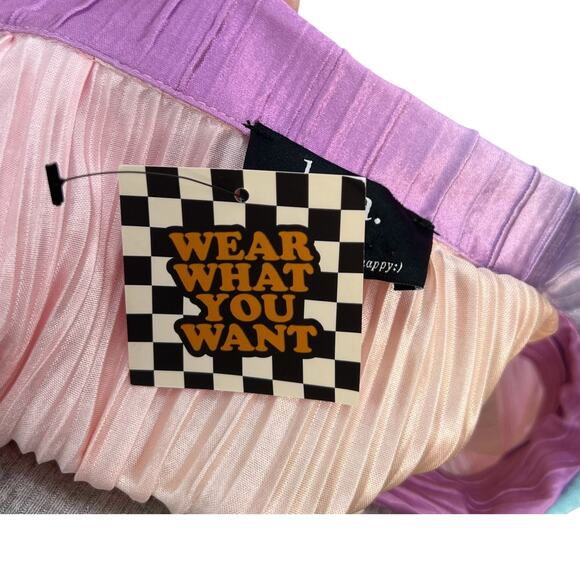 Dressed in Lala Rainbow Daydream Plissé Pleated Top Notched Collar Size Medium - Picture 12 of 14